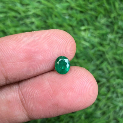 0.75Ct Emerald for sale - Budh Ratna - Zamurd - Pachu Stone, Markat Mani Stone - 6x5mm