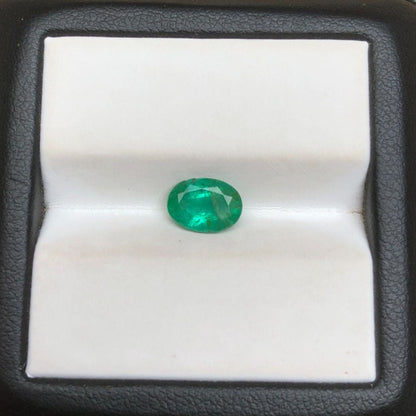 1.5ct Emerald for sale - Budh Ratna - Zamurd - Pachu Stone, Markat Mani Stone - 8x6mm