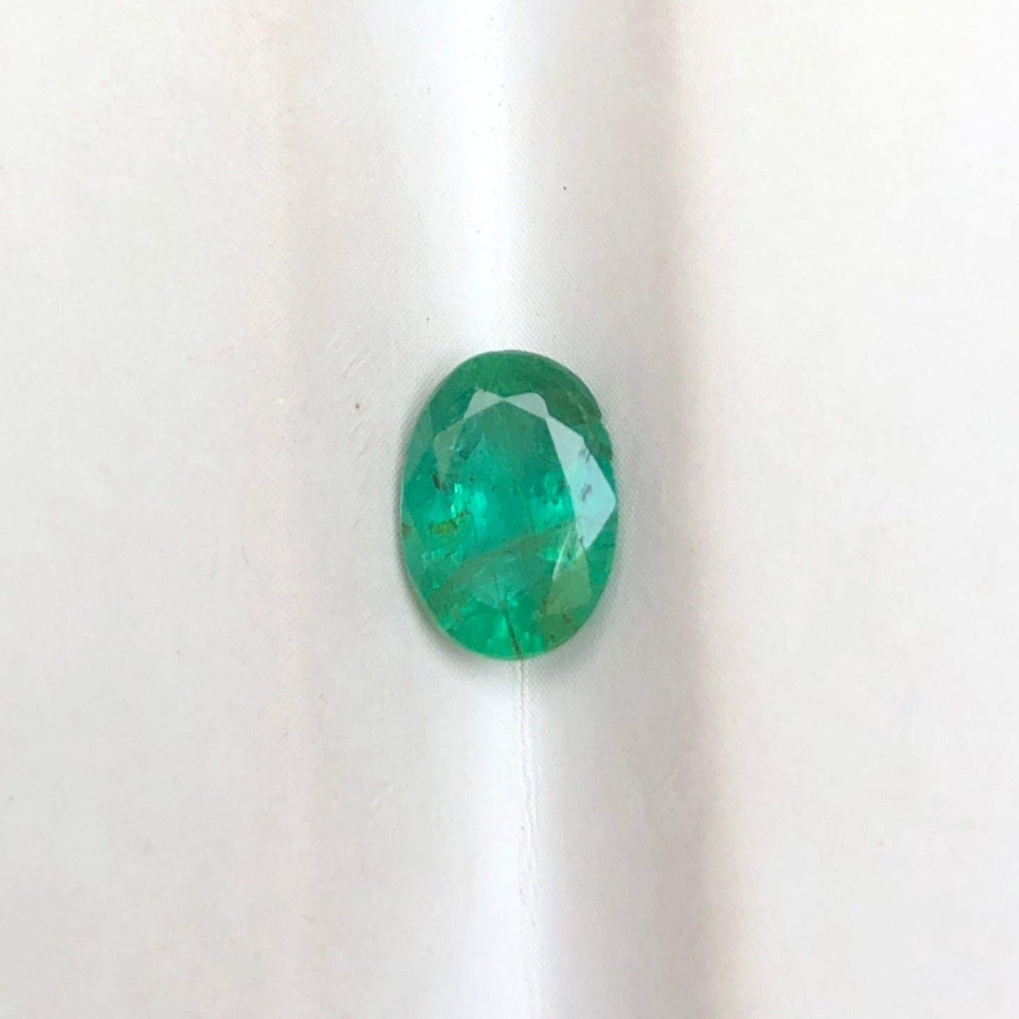 1.5ct Emerald for sale - Budh Ratna - Zamurd - Pachu Stone, Markat Mani Stone - 8x6mm