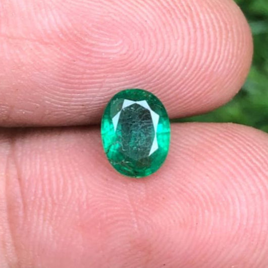 1.15Ct Emerald for sale - Budh Ratna - Zamurd - Pachu Stone, Markat Mani Stone - 8x6mm