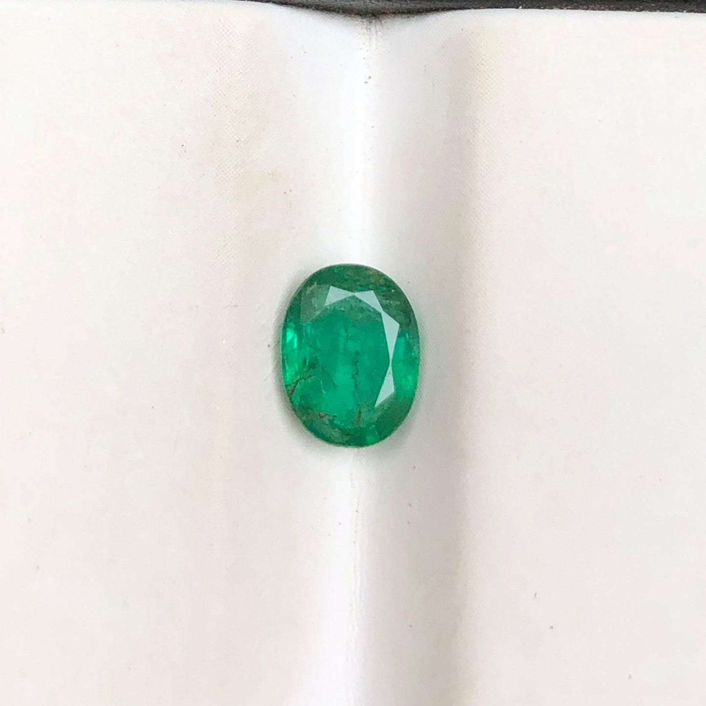 1.15Ct Emerald for sale - Budh Ratna - Zamurd - Pachu Stone, Markat Mani Stone - 8x6mm