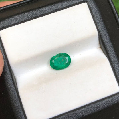 1.10Ct Emerald for sale - Budh Ratna - Zamurd - Pachu Stone, Markat Mani Stone - 8x6mm
