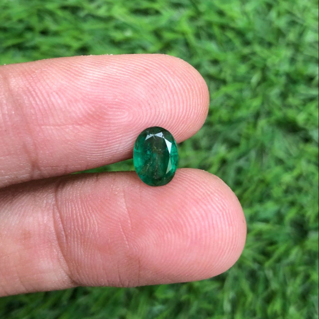 1.20ct Emerald for sale - Budh Ratna - Zamurd - Pachu Stone, Markat Mani Stone - 8x6mm
