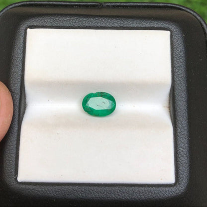 1.10Ct Emerald for sale - Budh Ratna - Zamurd - Pachu Stone, Markat Mani Stone - 8x6mm
