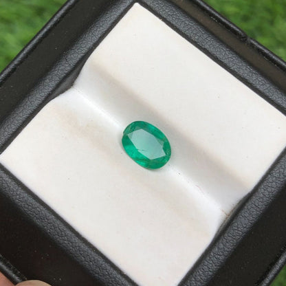 1.20Ct Emerald for sale - Budh Ratna - Zamurd - Pachu Stone, Markat Mani Stone - 9x7mm