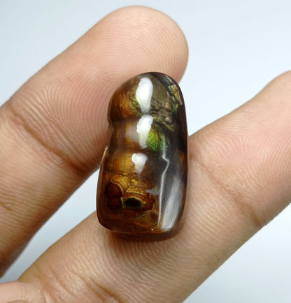 24.1ct Rare Fire Agate with multiple Fires - Dimensions 25x13x8mm