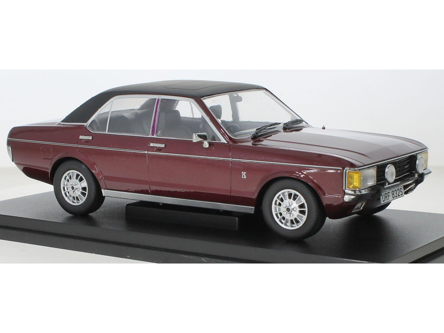 Ford Granada Mk1 1975 RHD Metallic Red Matt Black UK Exclusive 1:18 Scale Diecast Model Car Group