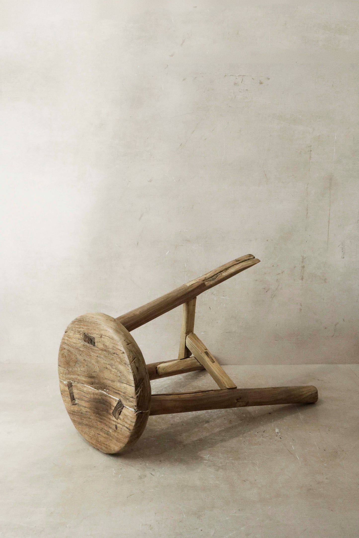 Vintage Rustic Elm Wood Stool - Round - No 27