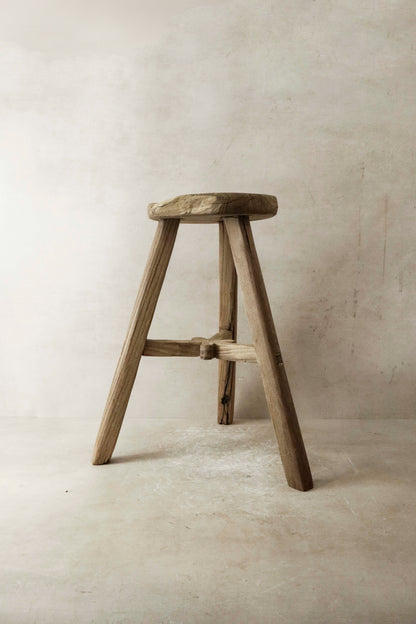 Vintage Rustic Elm Wood Stool - Round - No 21