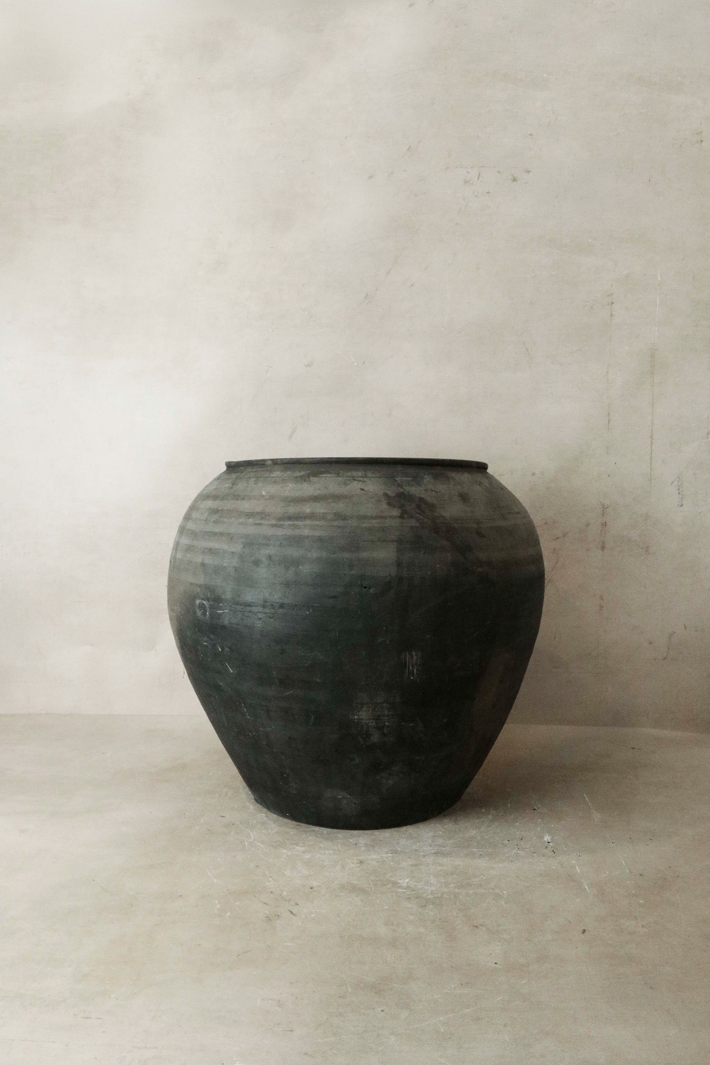 Vintage Dark Pot n° 026