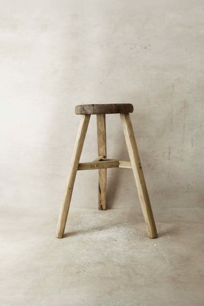 Vintage Rustic Elm Wood Stool - Round - No 26