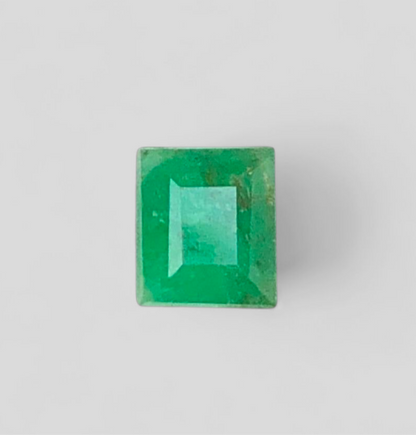 0.65Ct Emerald for sale - Budh Ratna - Zamurd - Pachu Stone, Markat Mani Stone - 6x5mm