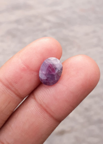 Kashmiri Yaqoot 4.4Ct - 11.4 x 8.8mm