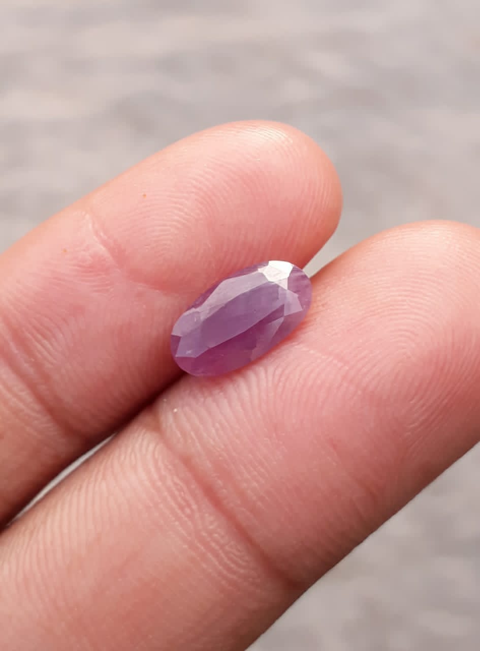 Kashmiri Yaqoot 2.2Ct - 11 x 6mm