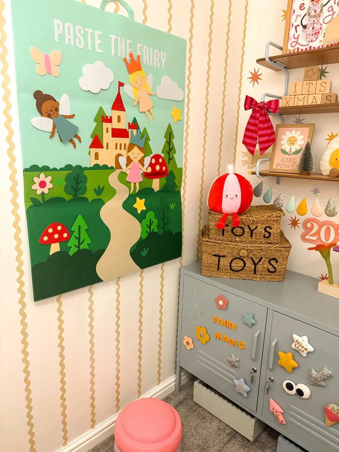Paste the Fairy Felt Play Board