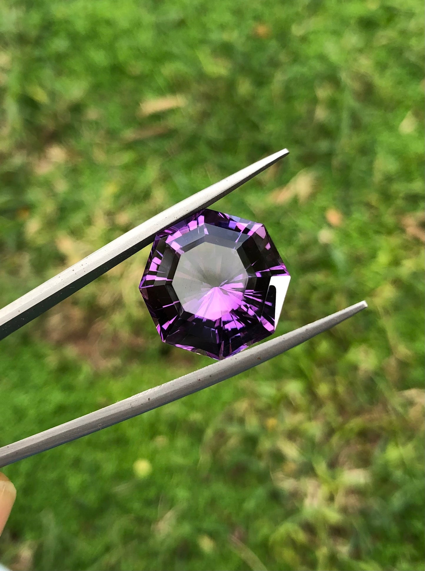16ct Top Quality Amethyst from Brazil - Natural Amethyst Crystal - 16.8x16.8x11mm