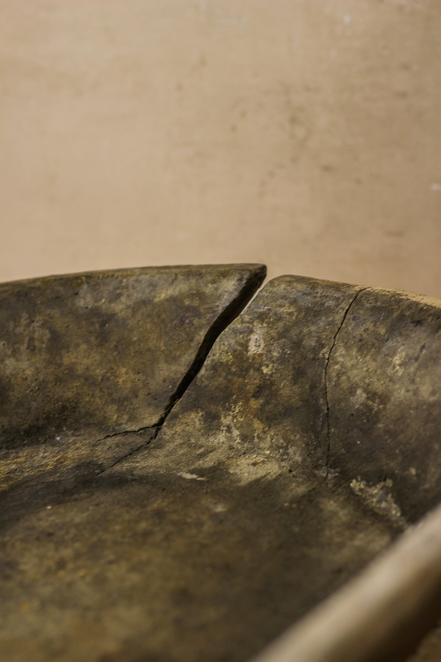Old Vintagw Wooden Bowl - WB002