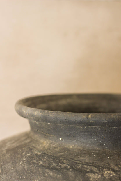 Vintage Black Asian Pots - VB08
