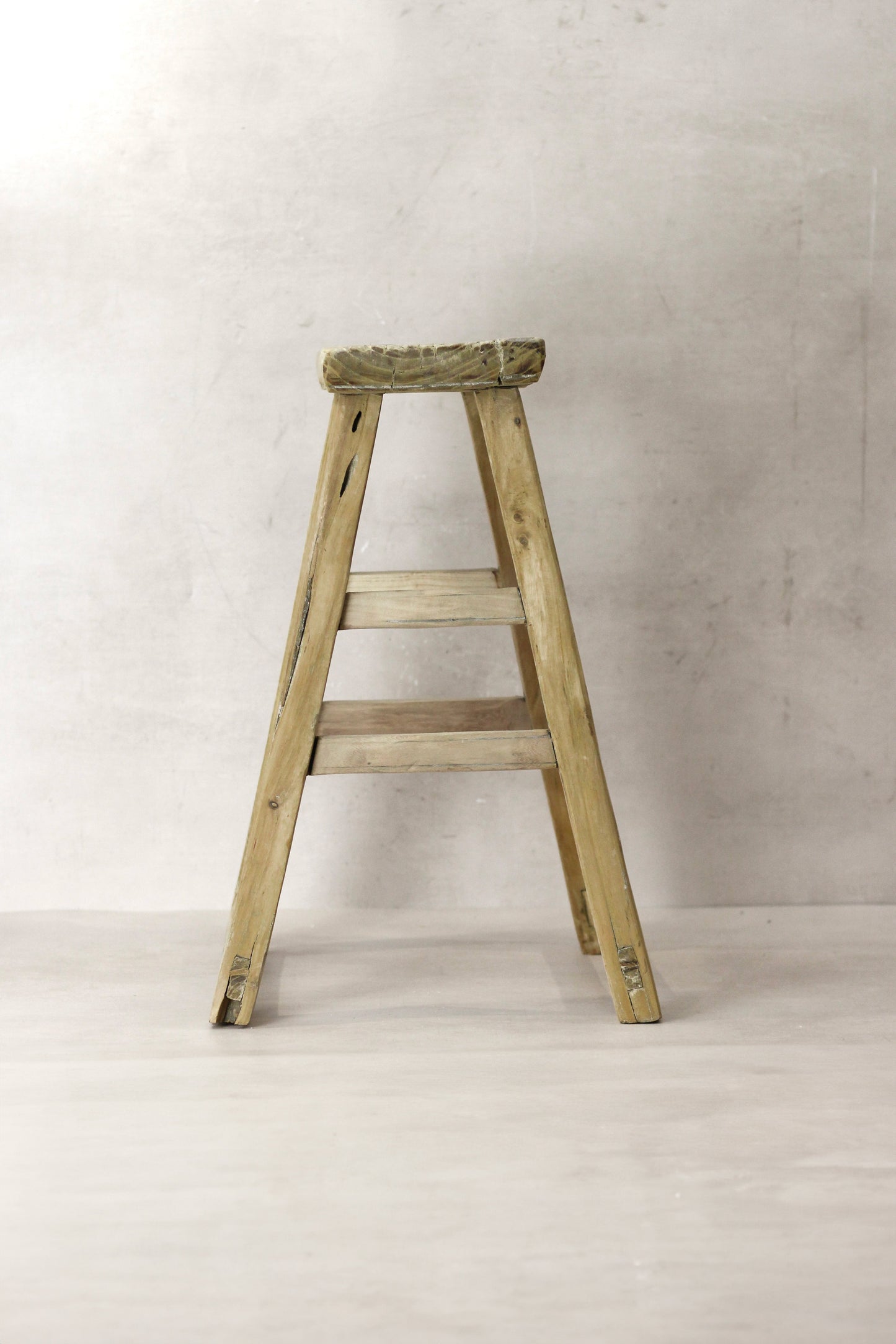 Vintage Rustic Elm Wood Stool - Medium - No 70