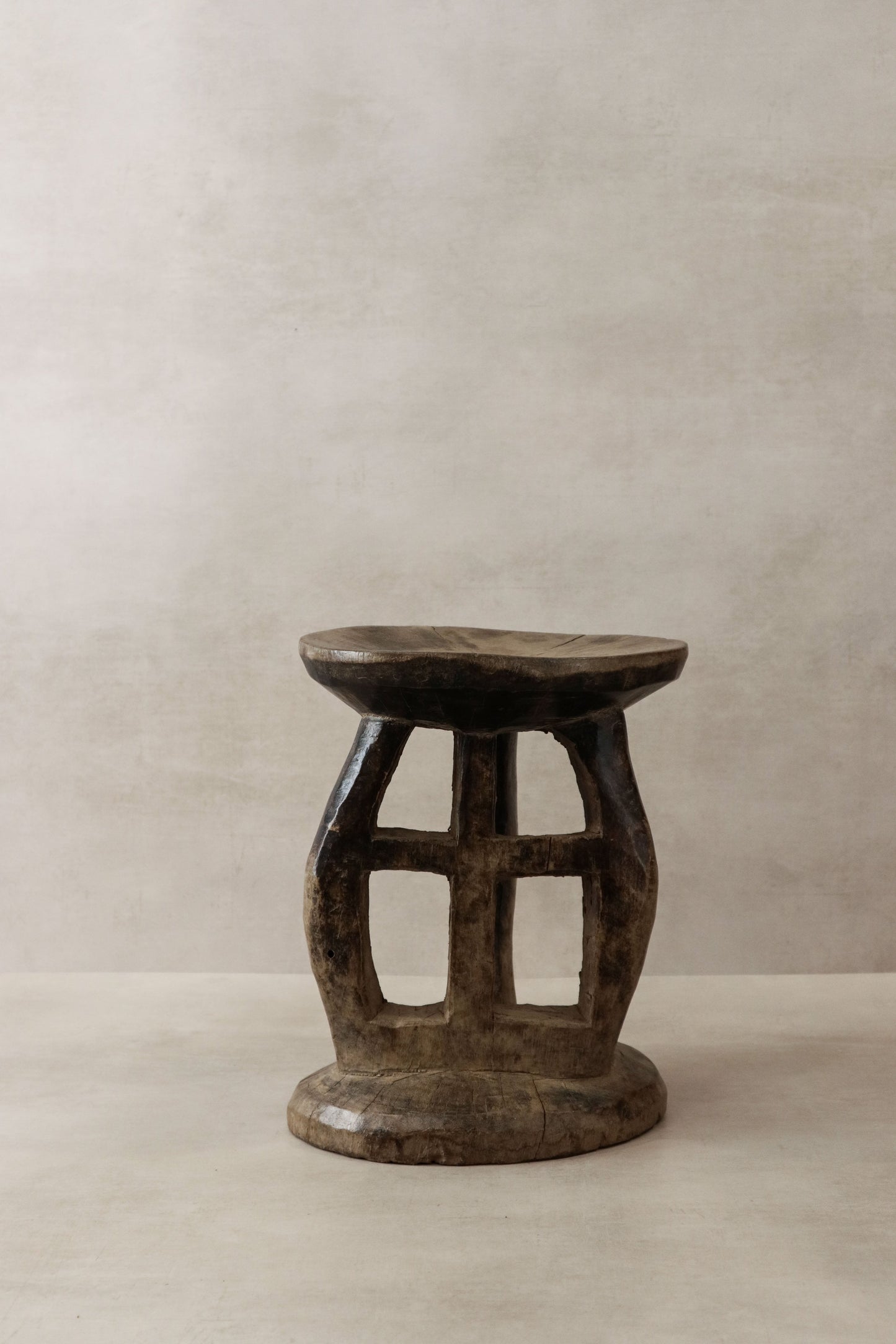 Tonga Stool - 34.1