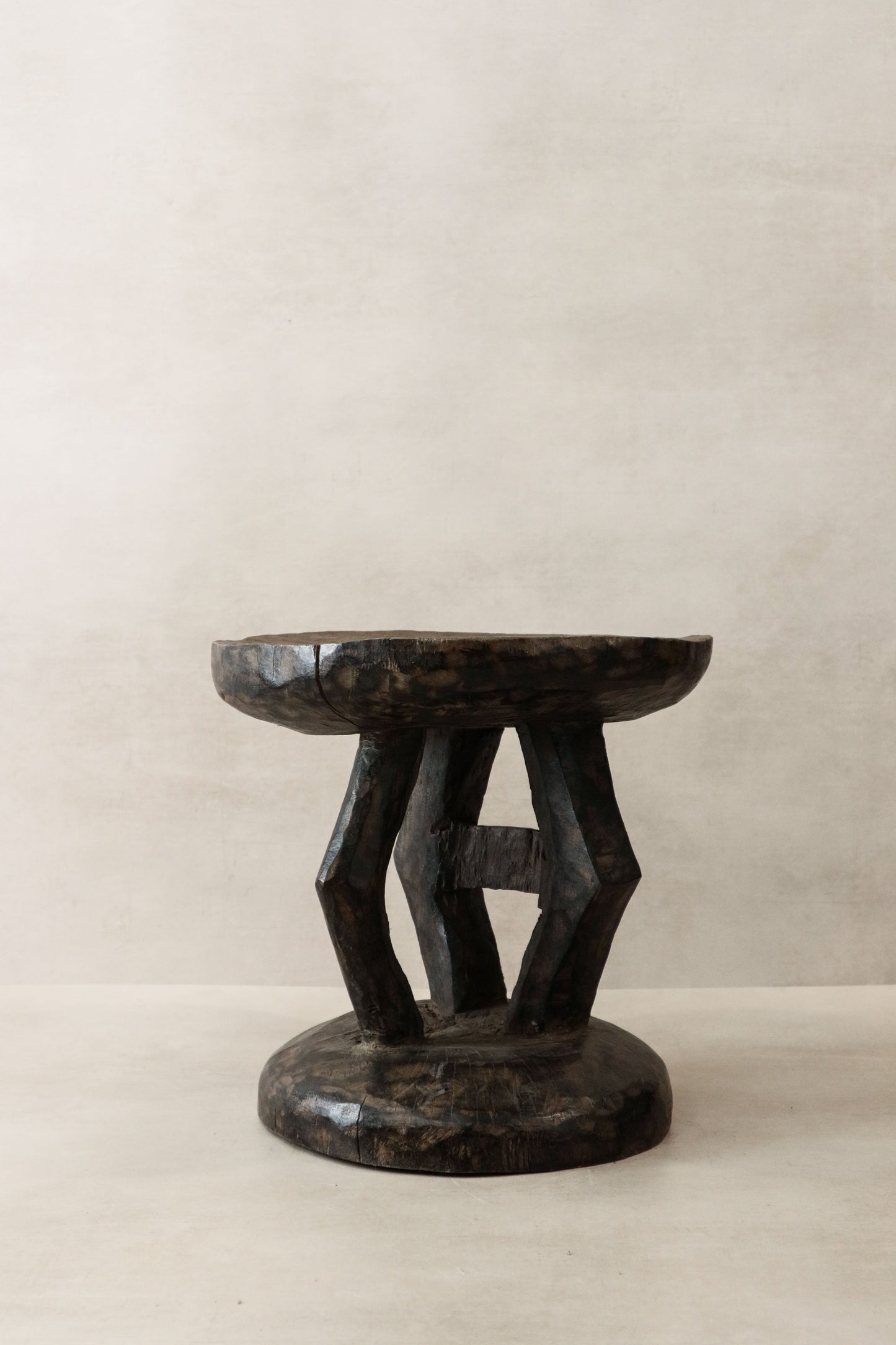 Tonga Stool - 37.4