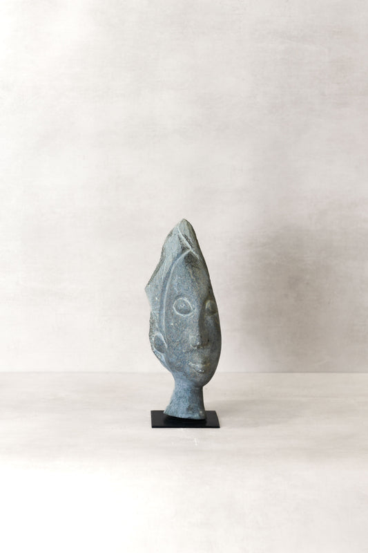 Stone head sculpture by Rizimu Chiwawa Zimbabwe (3110)