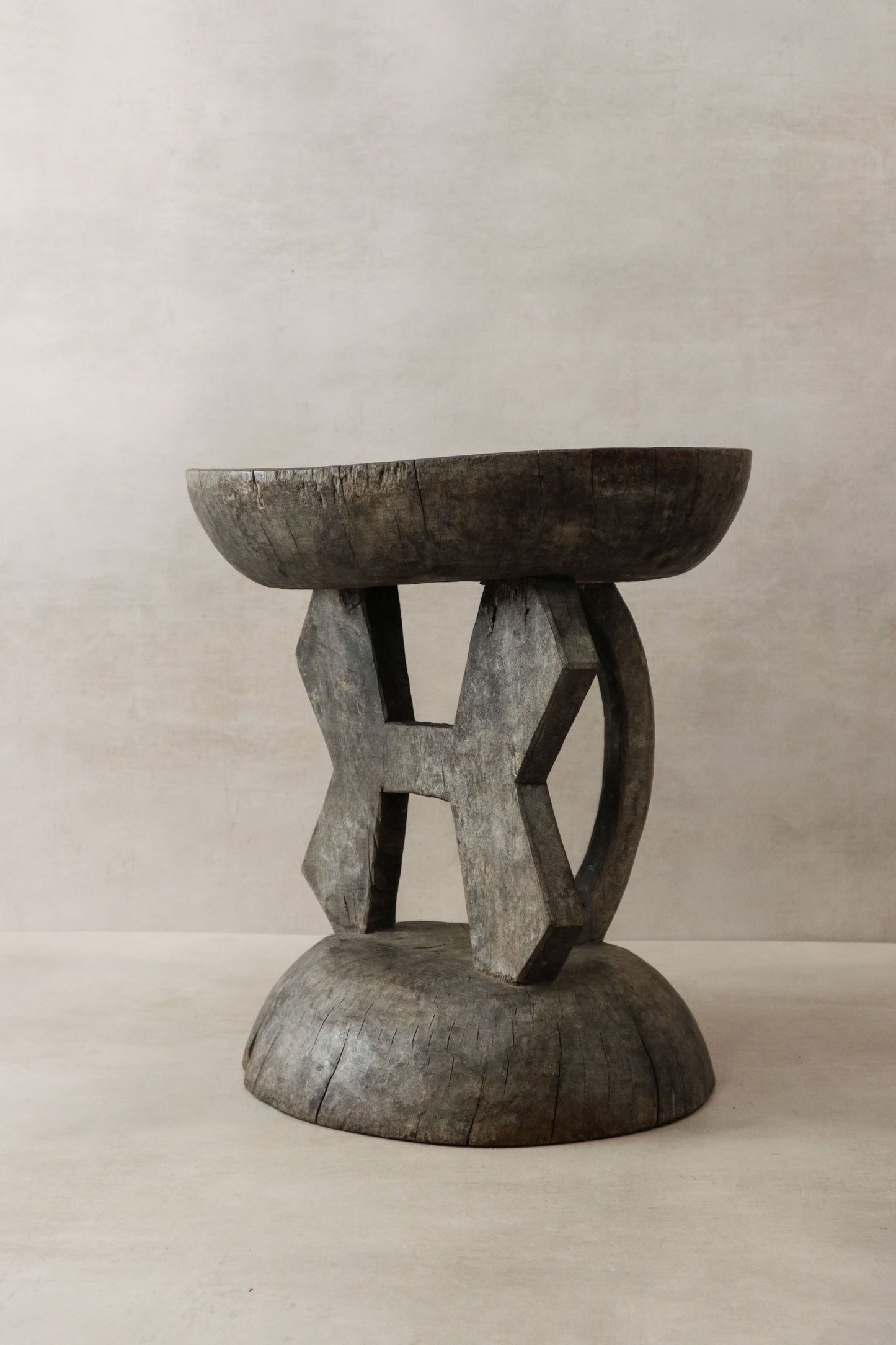 Tonga Stool - 37.3