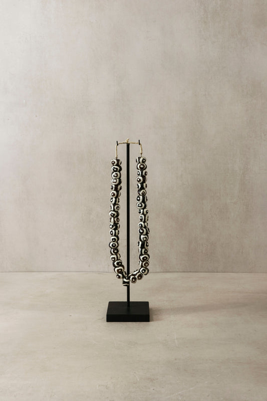 Kenya Beads - Black & White - 80.1