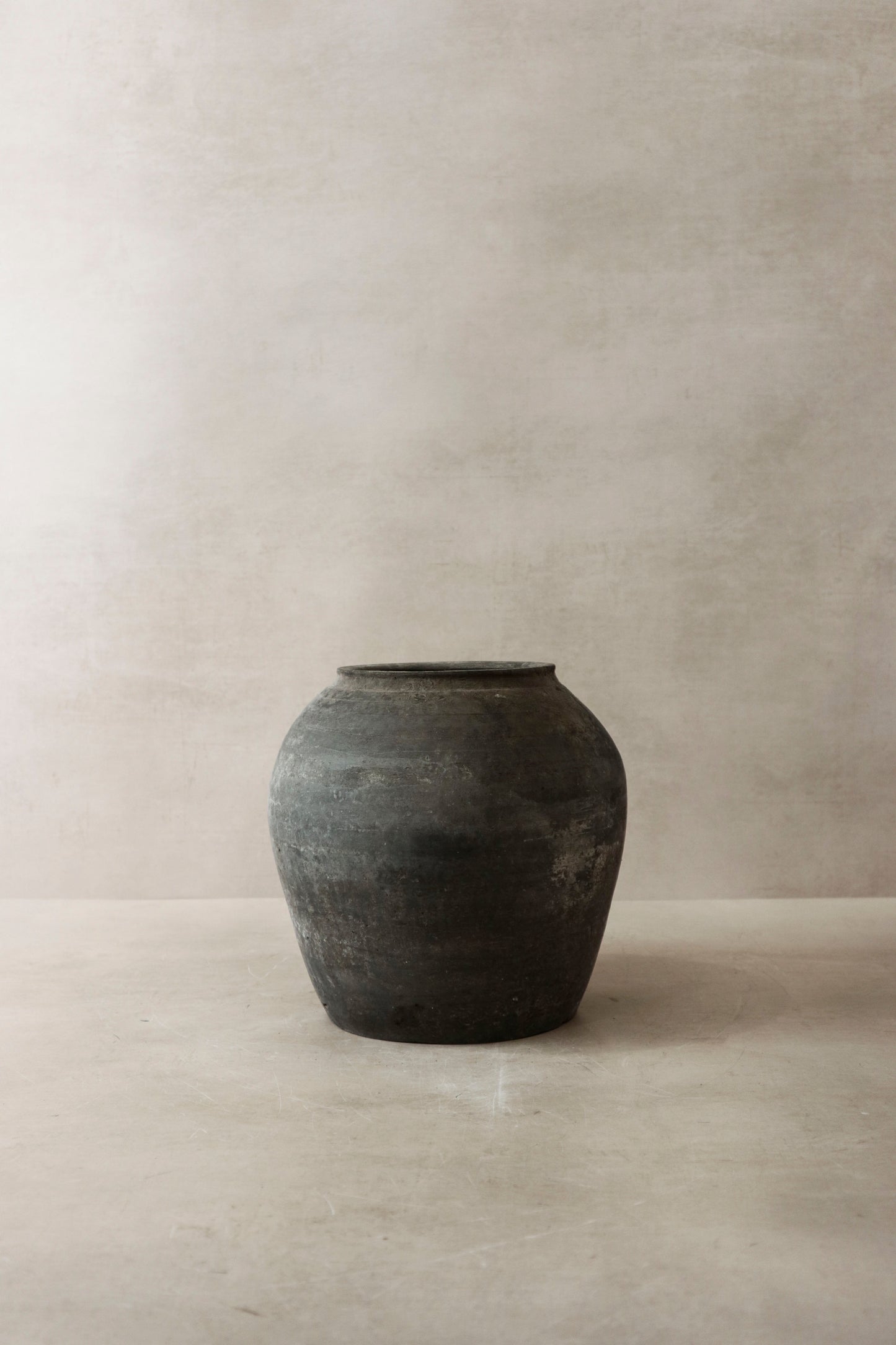 Vintage Dark Pot n° 1