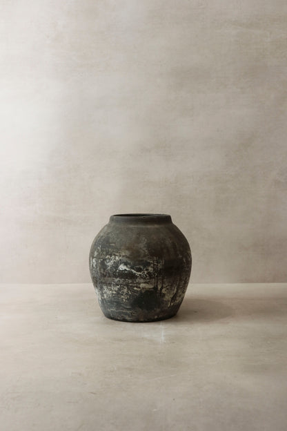 Vintage Dark Pot n° 2