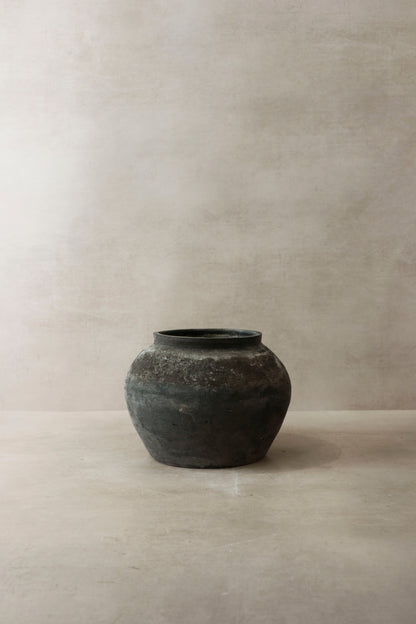 Vintage Dark Pot n° 3