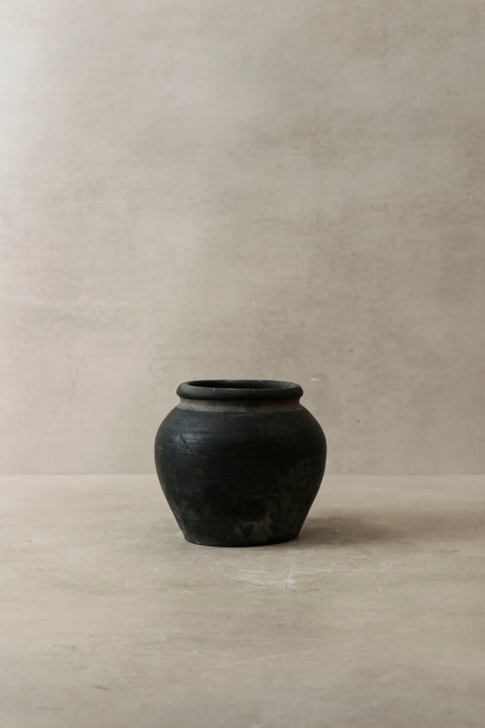 Vintage Dark Pot n° 4