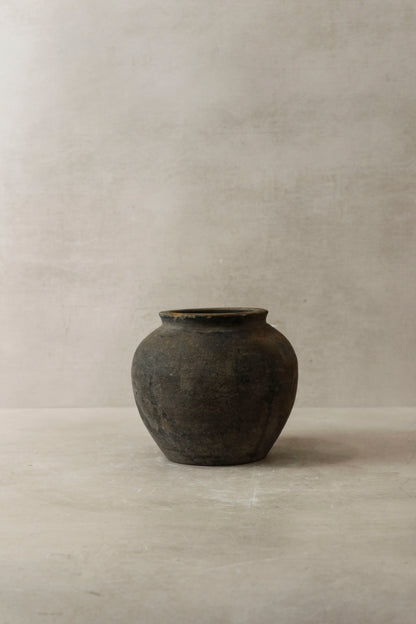Vintage Dark Pot n° 6