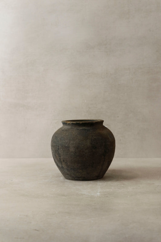 Vintage Dark Pot n° 6