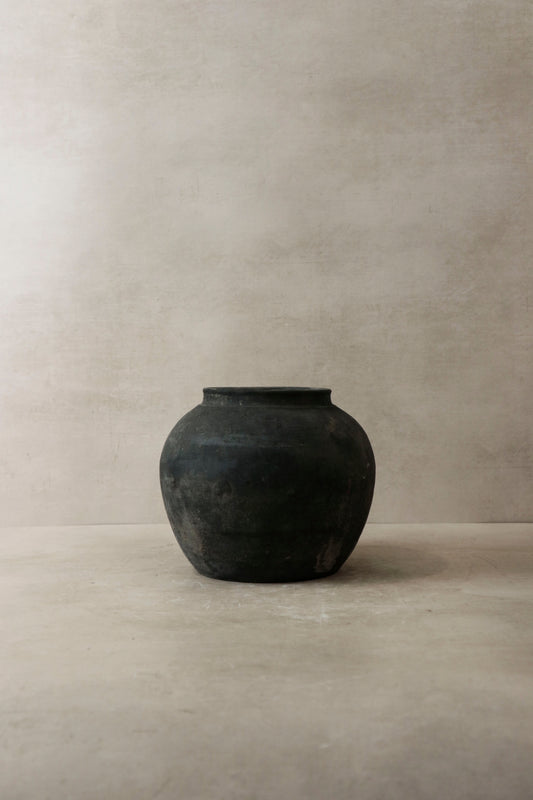 Vintage Dark Pot n° 7