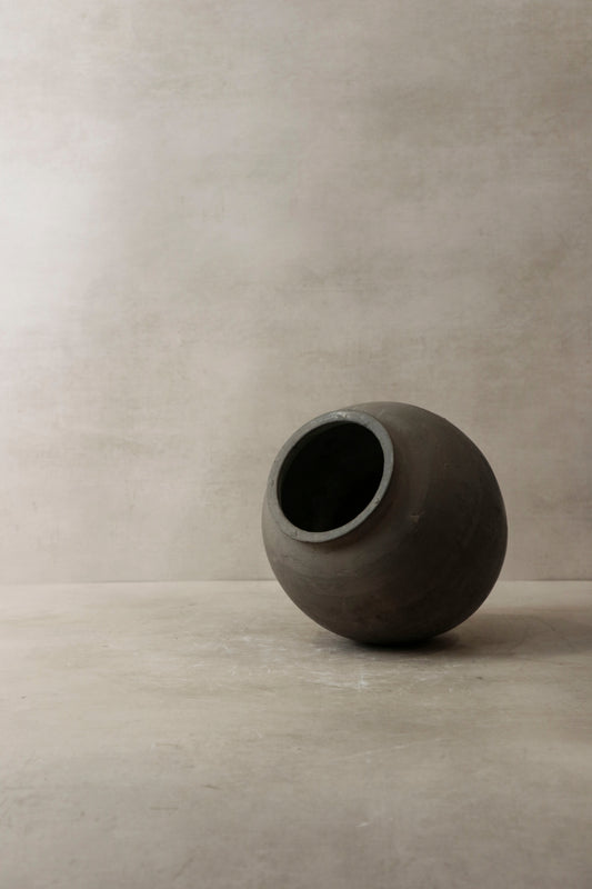 Vintage Dark Pot n° 8