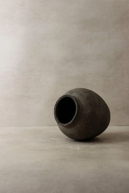 Vintage Dark Pot n° 10