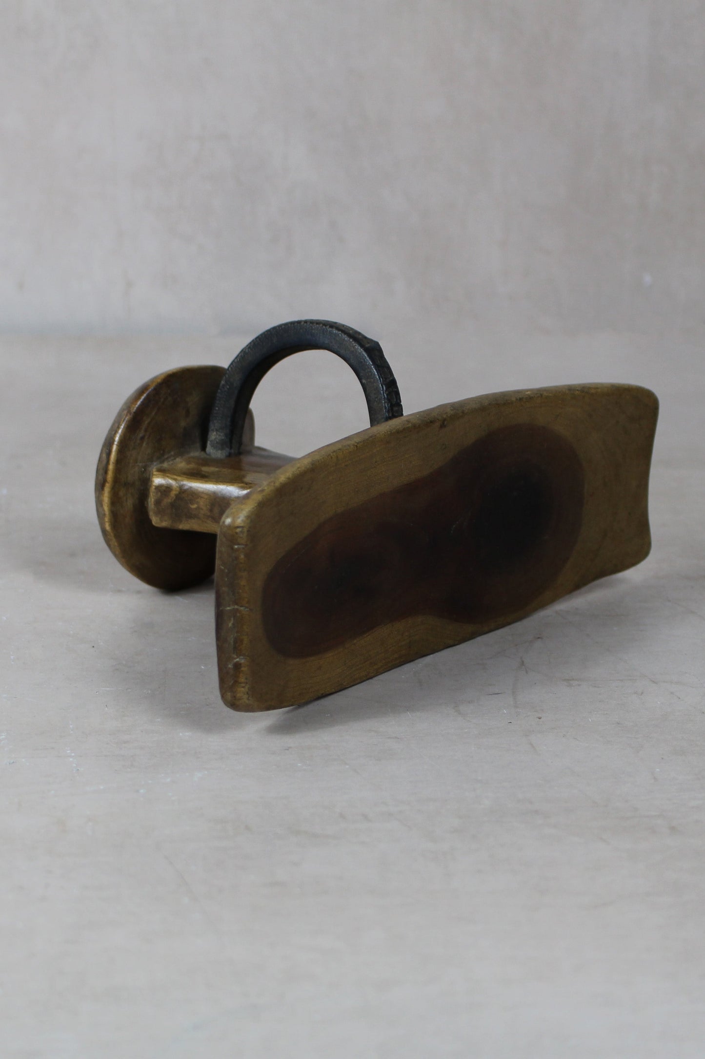 Vintage Nyangatom Headrest - 220.3