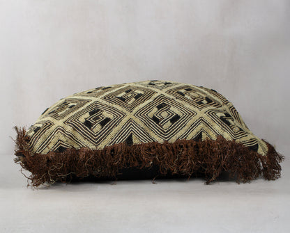 Vintage Showa Cloth Cushion - 25.3