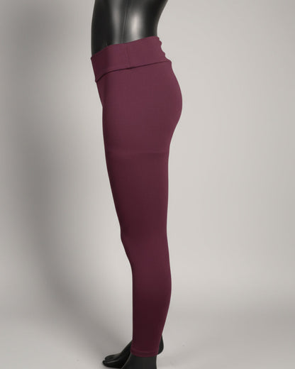 Solid colour, soft, stretch leggings in black, green, navy, grey, orange, pink, fuchsia, purple and more!