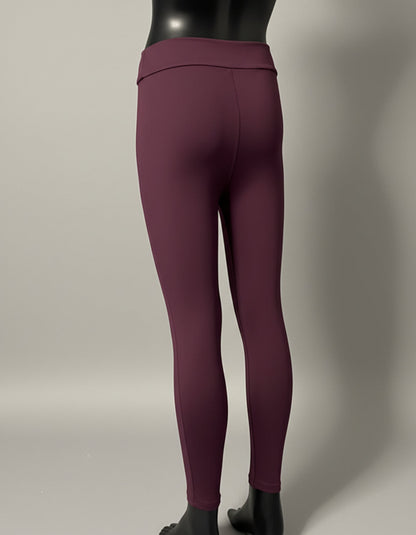 Solid colour, soft, stretch leggings in black, green, navy, grey, orange, pink, fuchsia, purple and more!