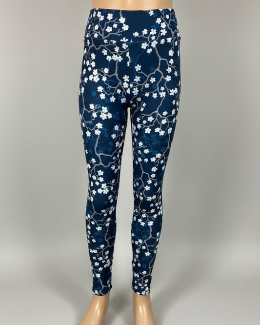 Winter floral design leggings