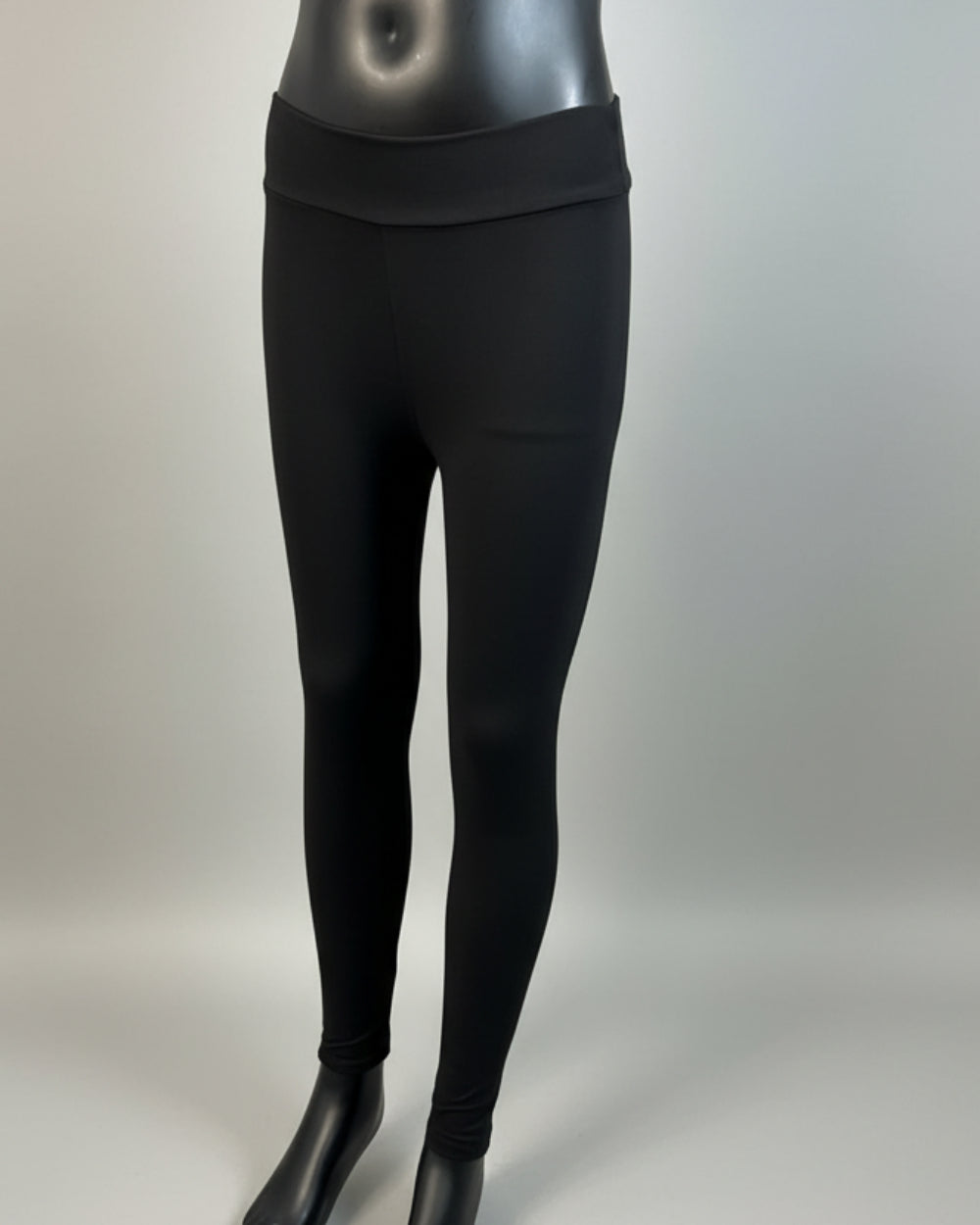 Solid colour, soft, stretch leggings in black, green, navy, grey, orange, pink, fuchsia, purple and more!