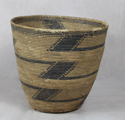 Vintage Tutsi Basket - Rwanda - 106.7