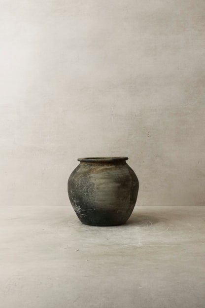 Vintage Dark Pot n° 12