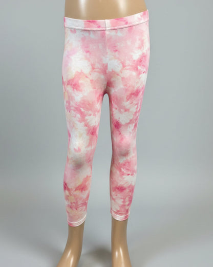 The Tie-Dye vibe, choice of pattern and size!