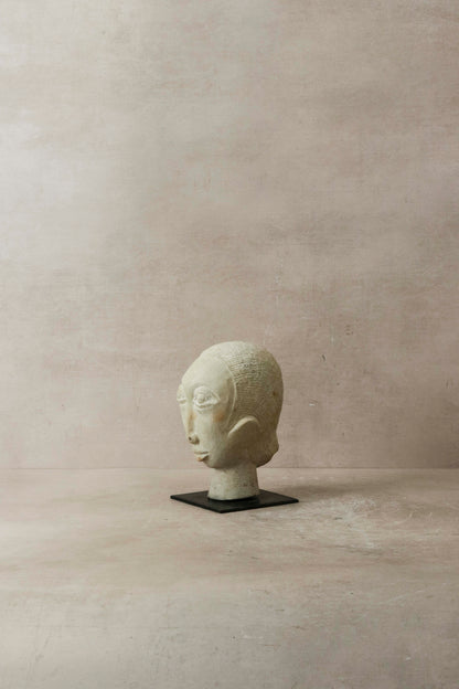 Stone head sculpture by Rizimu Chiwawa, Zimbabwe - 30.01