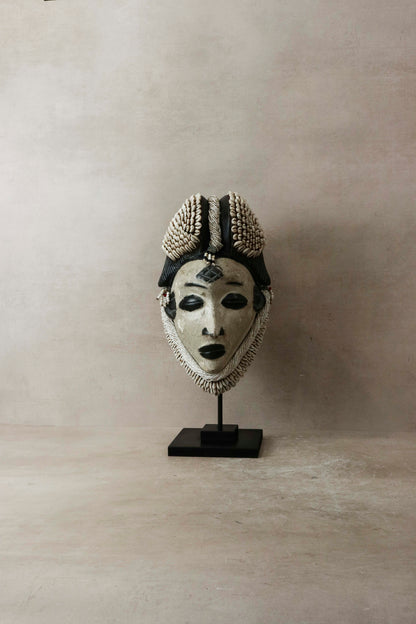Beaded Punu Mask, Gabon - 6.2