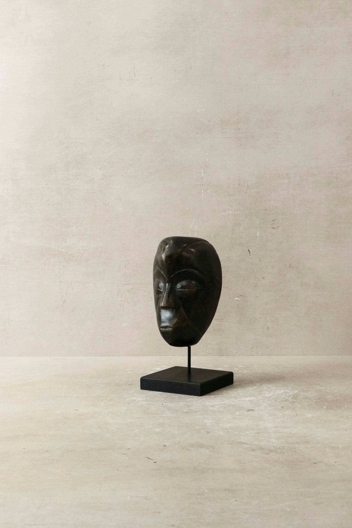 Hand carved African mask small - 60.03