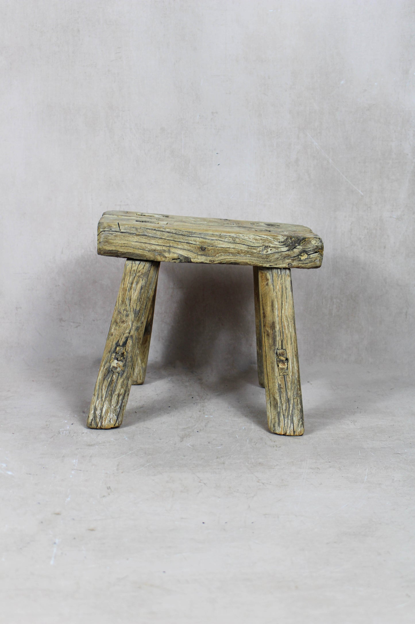 Vintage Rustic Stool Small - Elm wood - 48